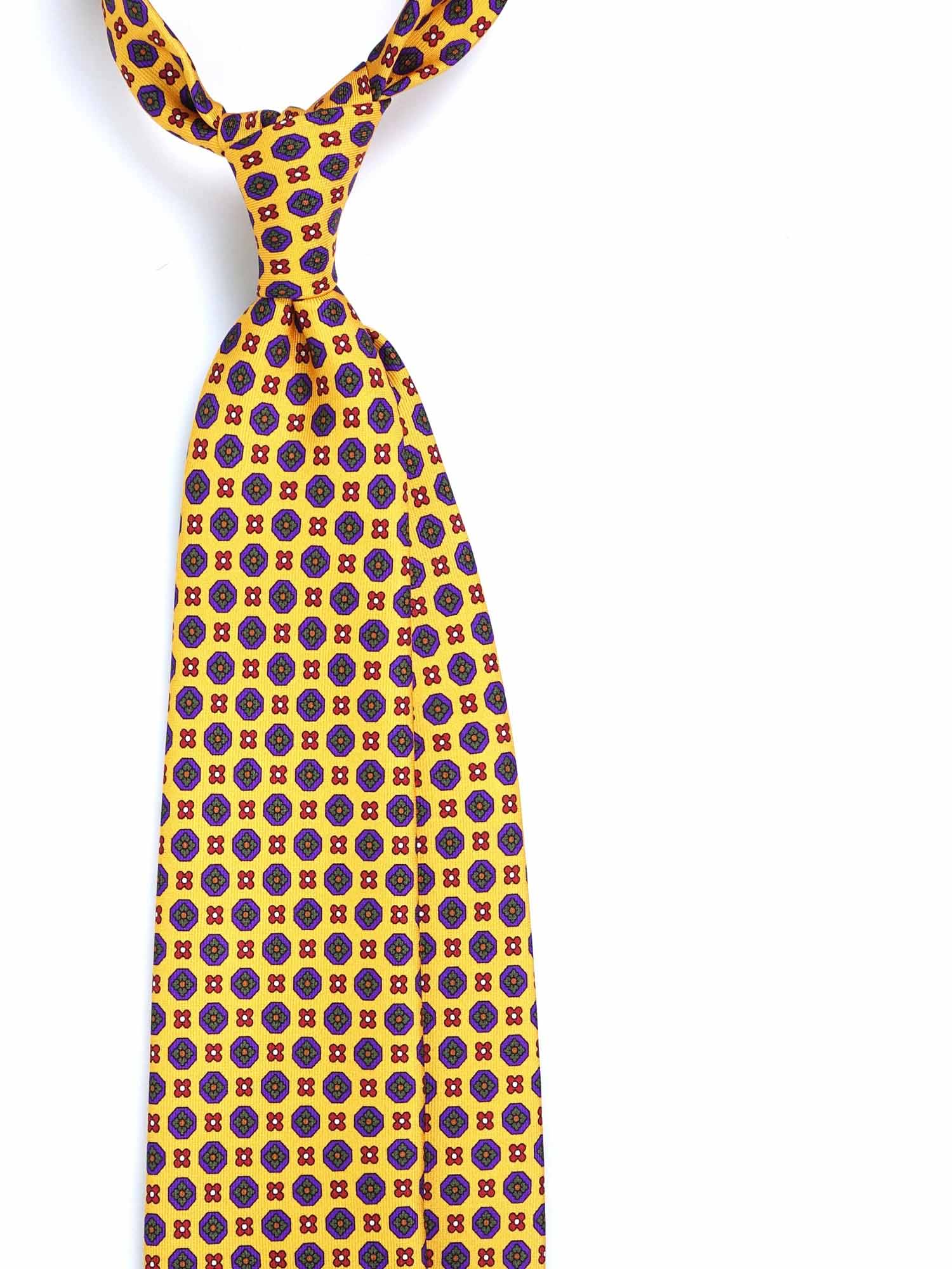 R23 - Yellow Purple Patterns